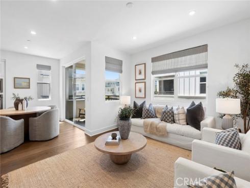1209 Winslow , Newport Beach, CA