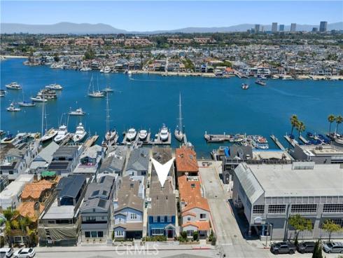 428 E Bay Avenue, Newport Beach, CA