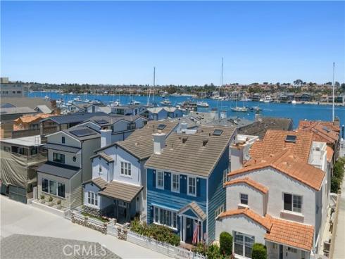 428 E Bay Avenue, Newport Beach, CA