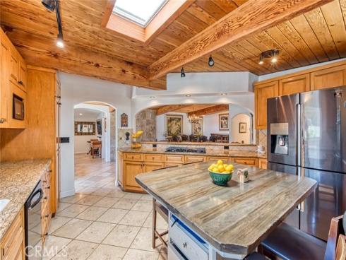 327 Santa Isabel , Newport Beach, CA