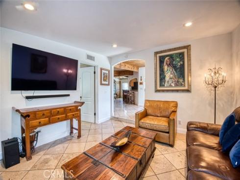 327 Santa Isabel , Newport Beach, CA