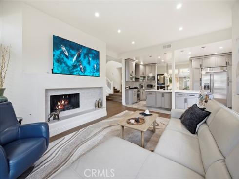 16 Lucerne , Newport Beach, CA