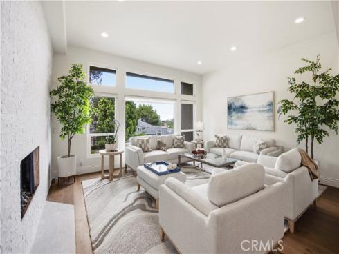 16 Lucerne , Newport Beach, CA