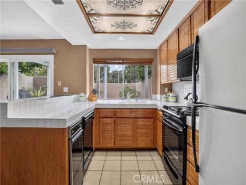 1 Cormorant Circle , Newport Beach, CA