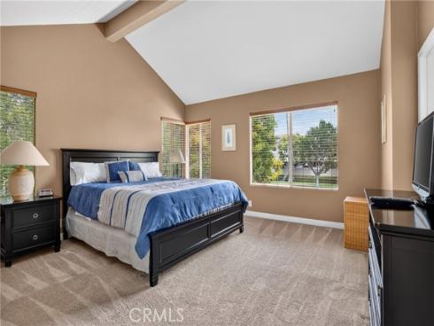 1 Cormorant Circle , Newport Beach, CA