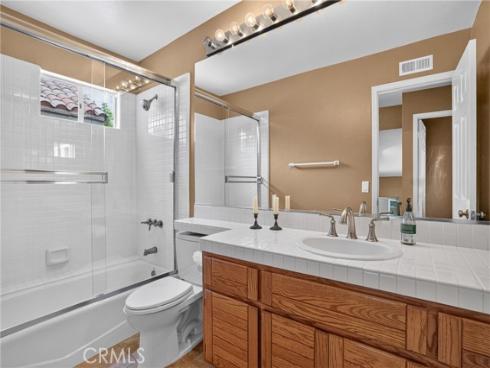 1 Cormorant Circle , Newport Beach, CA