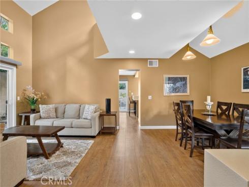 1 Cormorant Circle , Newport Beach, CA