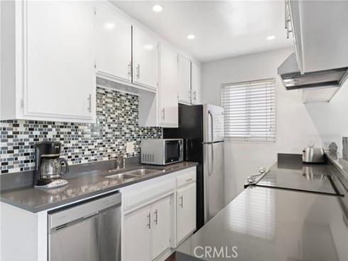 3206 W Balboa Boulevard, Newport Beach, CA