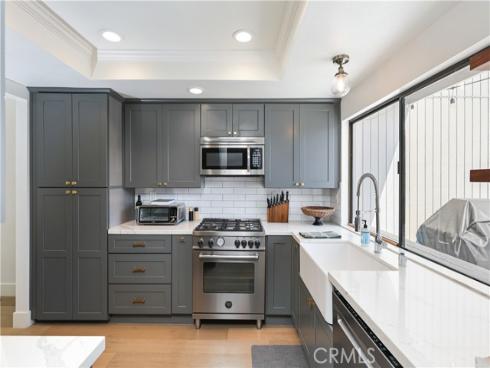 10 Ima Loa Court, Newport Beach, CA