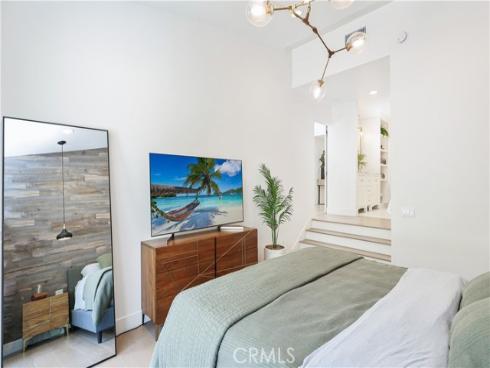 10 Ima Loa Court, Newport Beach, CA