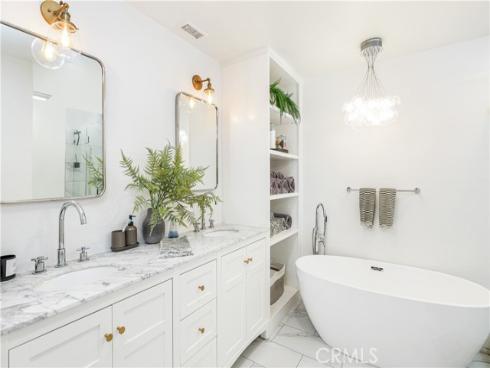 10 Ima Loa Court, Newport Beach, CA