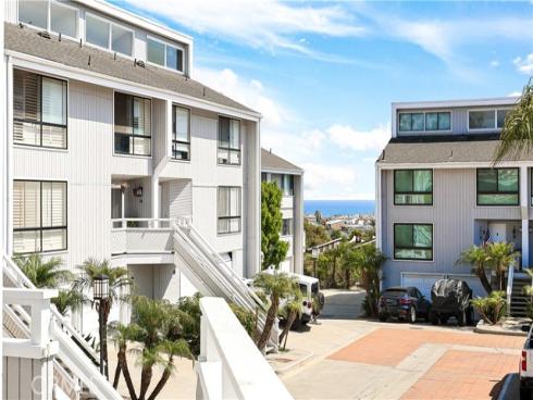 10 Ima Loa Court, Newport Beach, CA