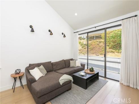10 Ima Loa Court, Newport Beach, CA