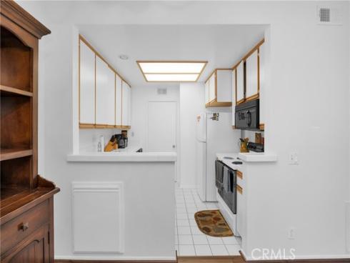 290 Villa Point Drive, Newport Beach, CA
