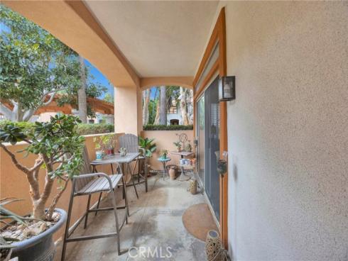 290 Villa Point Drive, Newport Beach, CA