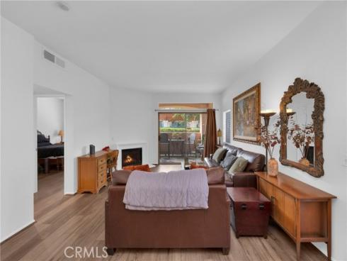 290 Villa Point Drive, Newport Beach, CA