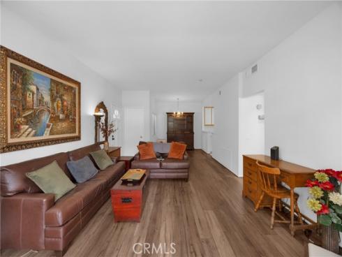 290 Villa Point Drive, Newport Beach, CA