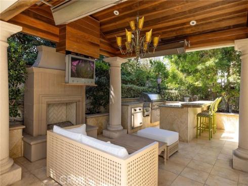 3 Weybridge Court, Newport Beach, CA