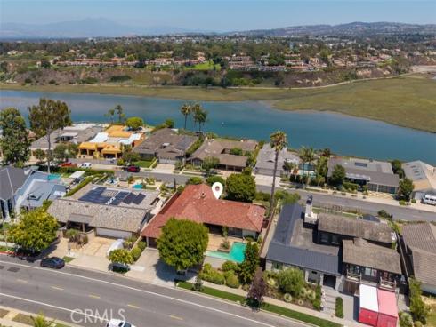 1842 Santiago , Newport Beach, CA