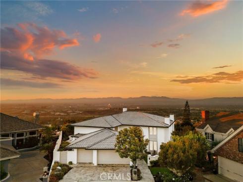 17 Napoli , Newport Beach, CA
