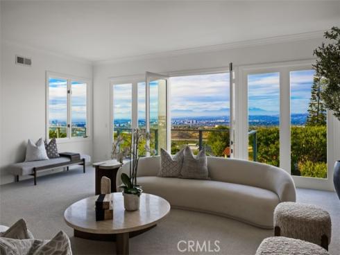 17 Napoli , Newport Beach, CA