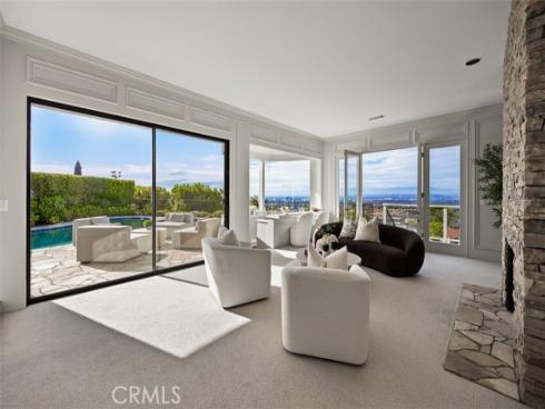 17 Napoli , Newport Beach, CA