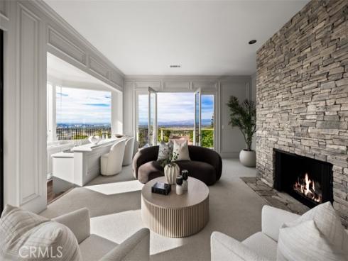 17 Napoli , Newport Beach, CA