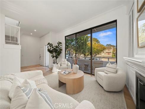 19 Swift Court, Newport Beach, CA