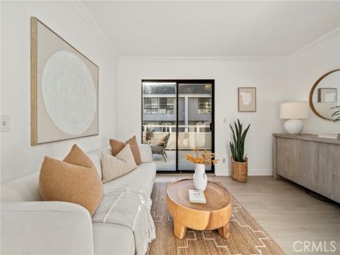 19 Swift Court, Newport Beach, CA
