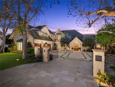 1 Cypress Point Lane