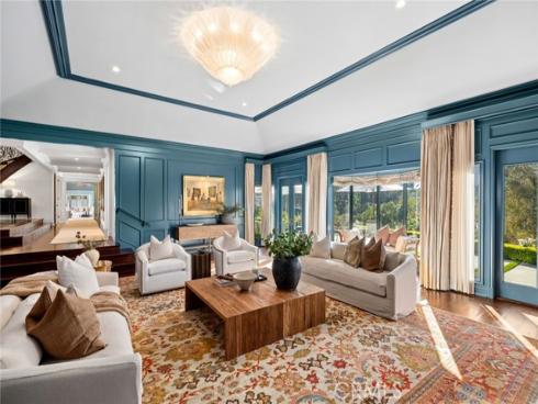 1 Cypress Point Lane, Newport Beach, CA