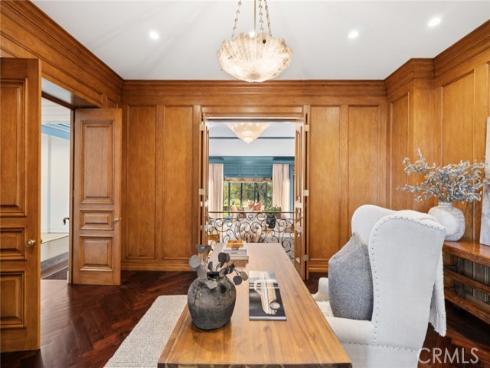 1 Cypress Point Lane, Newport Beach, CA