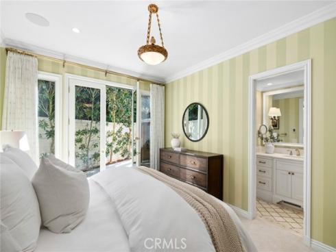 1 Cypress Point Lane, Newport Beach, CA