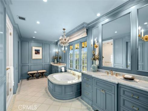 1 Cypress Point Lane, Newport Beach, CA