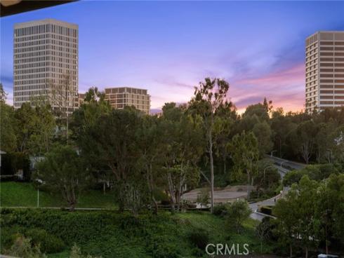 1 Cypress Point Lane, Newport Beach, CA