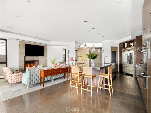 8  Beacon Bay  , Newport Beach, CA