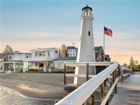 8  Beacon Bay  , Newport Beach, CA
