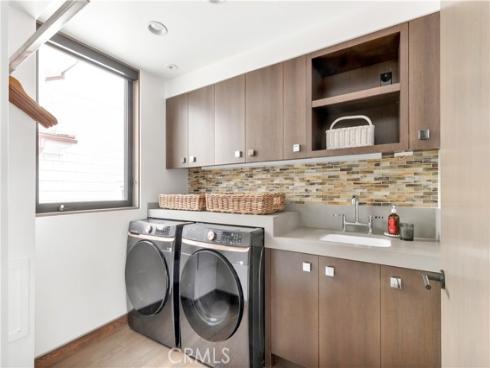 8  Beacon Bay  , Newport Beach, CA