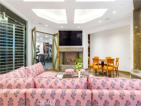 8  Beacon Bay  , Newport Beach, CA