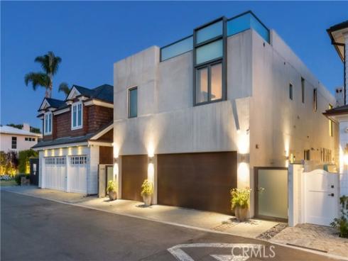 8  Beacon Bay  , Newport Beach, CA
