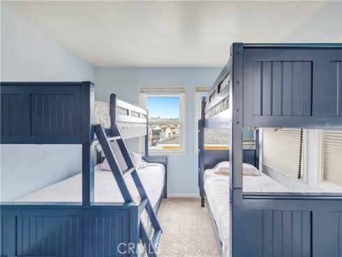325 Grand Canal , Newport Beach, CA