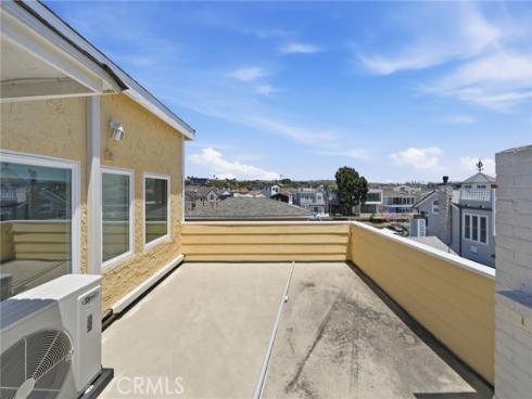 325 Grand Canal , Newport Beach, CA