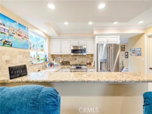 325 Grand Canal , Newport Beach, CA