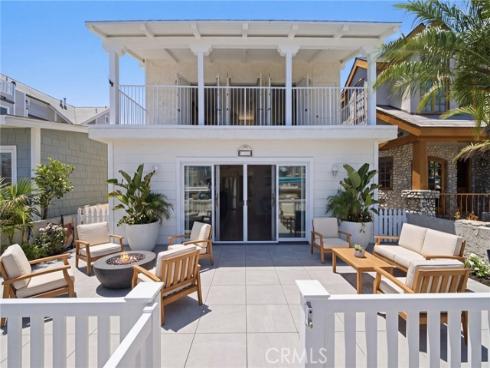 325 Grand Canal , Newport Beach, CA
