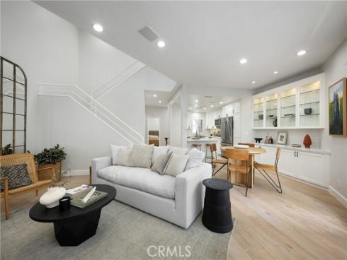 206 Hartford , Newport Beach, CA