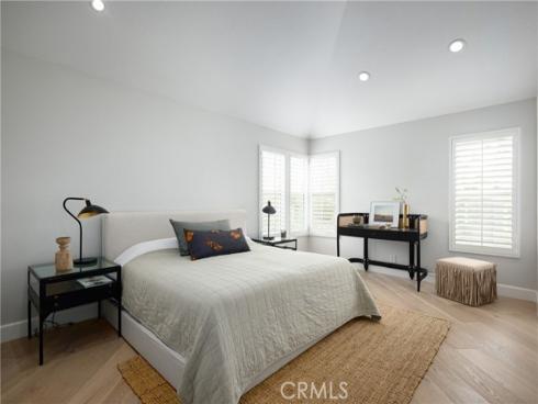 206 Hartford , Newport Beach, CA