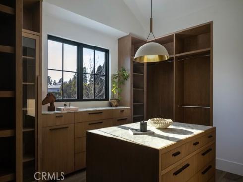 8 Cherry Hills Ln, Newport Beach, CA