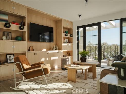 8 Cherry Hills Ln, Newport Beach, CA