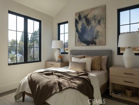 8 Cherry Hills Ln, Newport Beach, CA