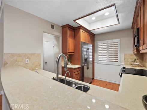 366 Villa Point , Newport Beach, CA
